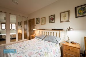 Bedroom- click for photo gallery